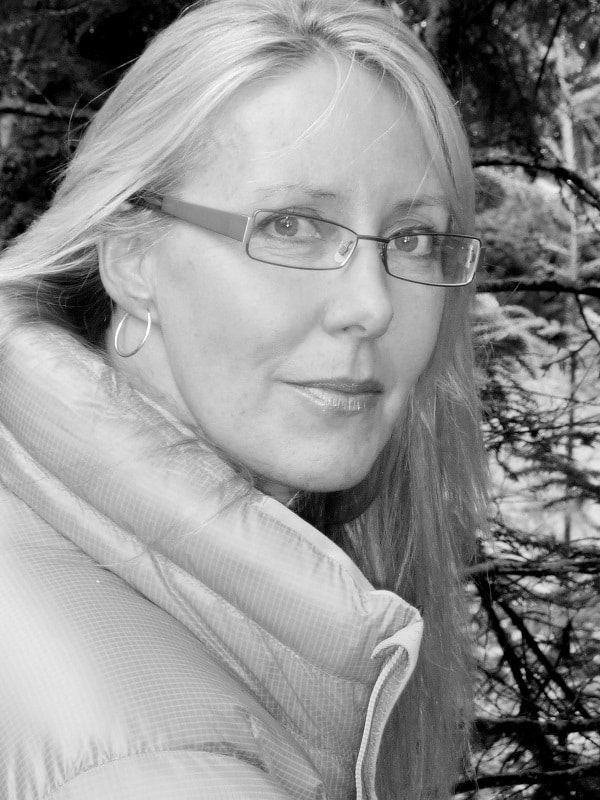 Loreth Anne White Loreth Anne White