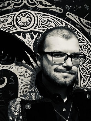 The fantasy thriller author The fantasy thriller author
